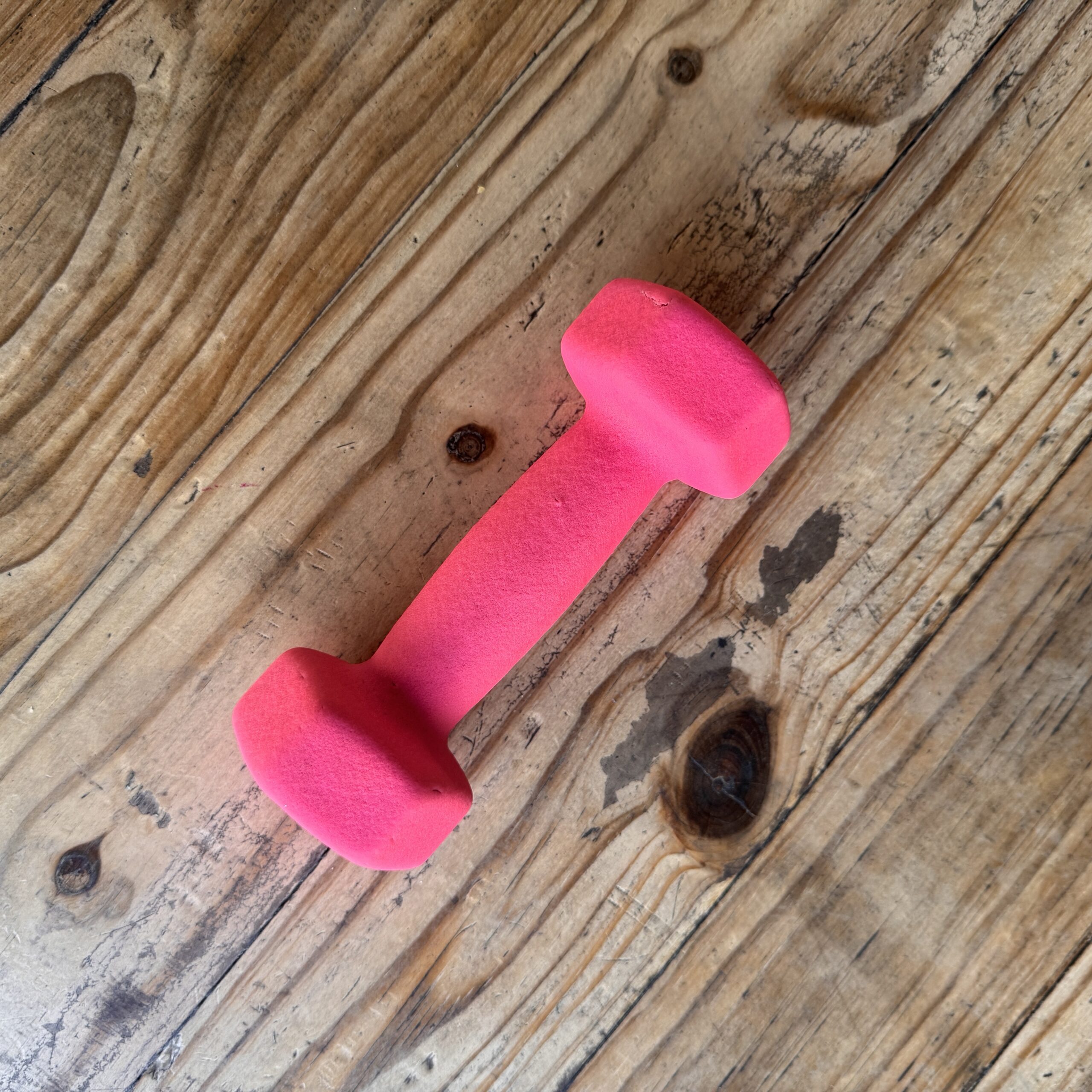 Pink 1.5kg Dumbbell (Claremont collection) - Image 3